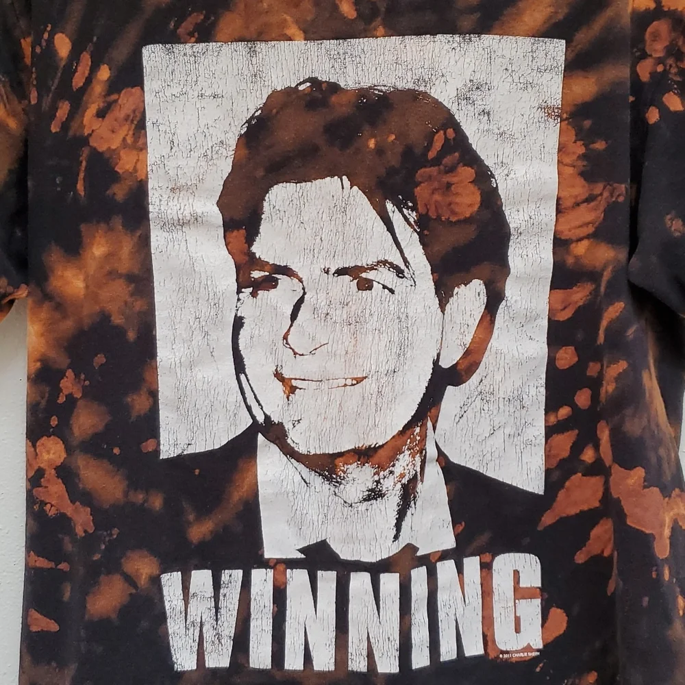 Black Graphic T-Shirt WINNING Charlie Sheen - Picture 6 of 7
